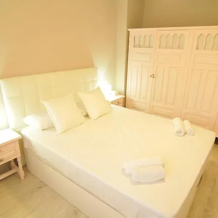 Homeholidaysrentals Canet Playa I Apartment
